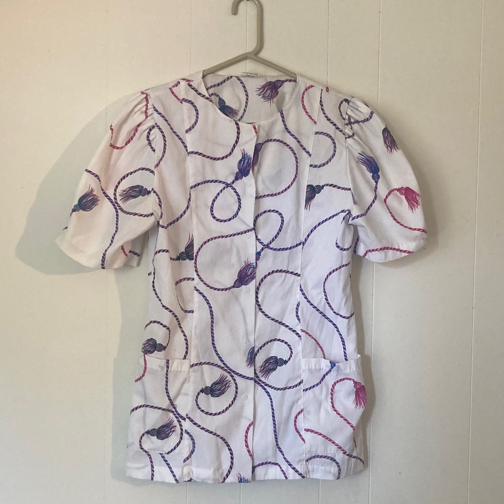 Landau White Top with Purple and Pink Patterns